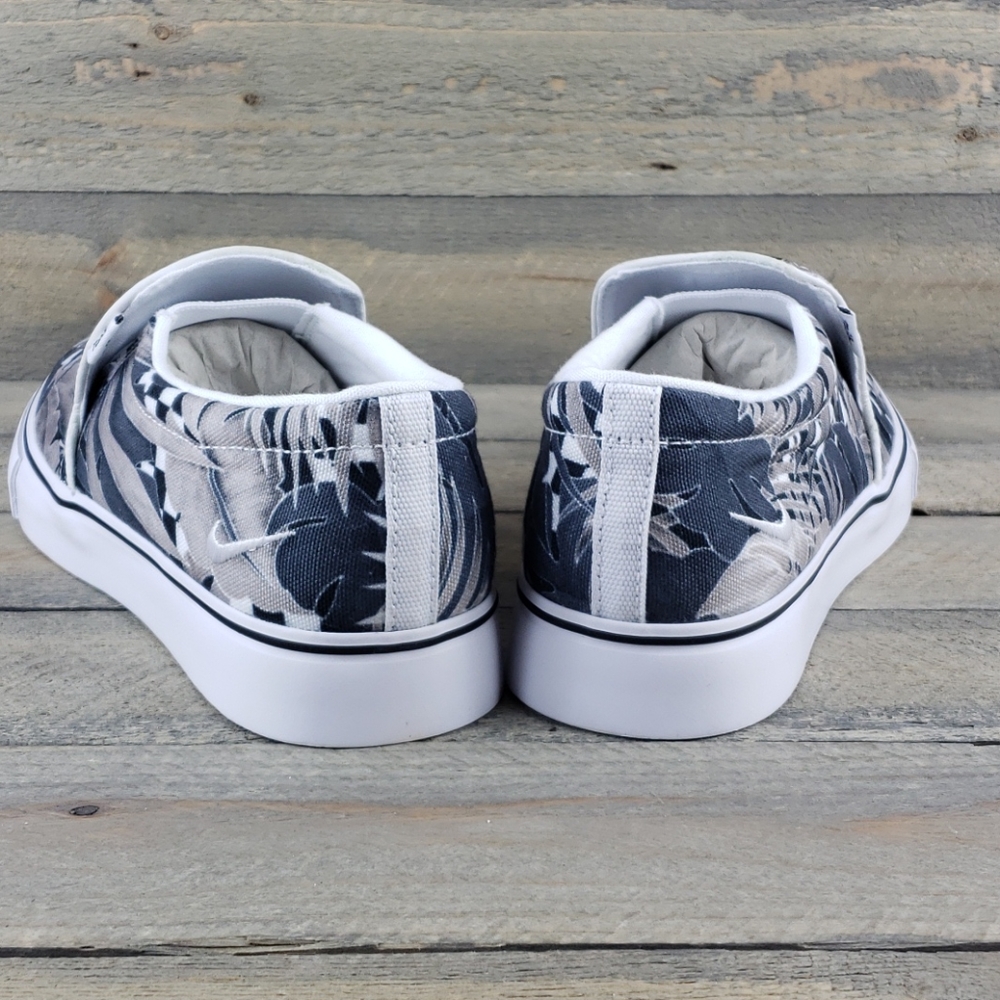 NEW Nike Women's Court Royale Acslpse Slip Ons - Picture 3 of 8